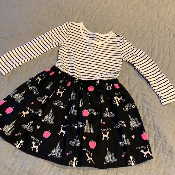 Girls city kitty long sleeve dress. Size 5T